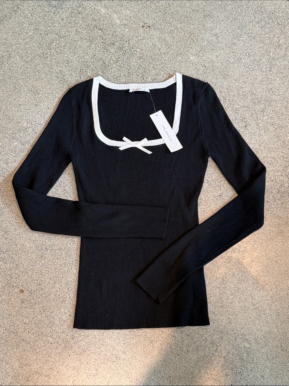 Aqua Black Long-Sleeve Ribbed Top with Cream Trim and Bow